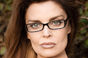 Tracy Scoggins